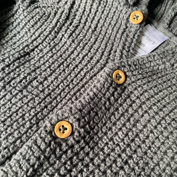 Carter’s knit baby sweater, size 3m - Picture 2 of 2